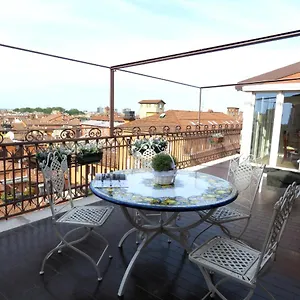 Apartment Montegrappa, Bologna